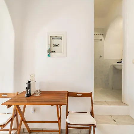 House With Sea View Balcony * プラティス・ヤロス